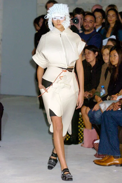 Look 9